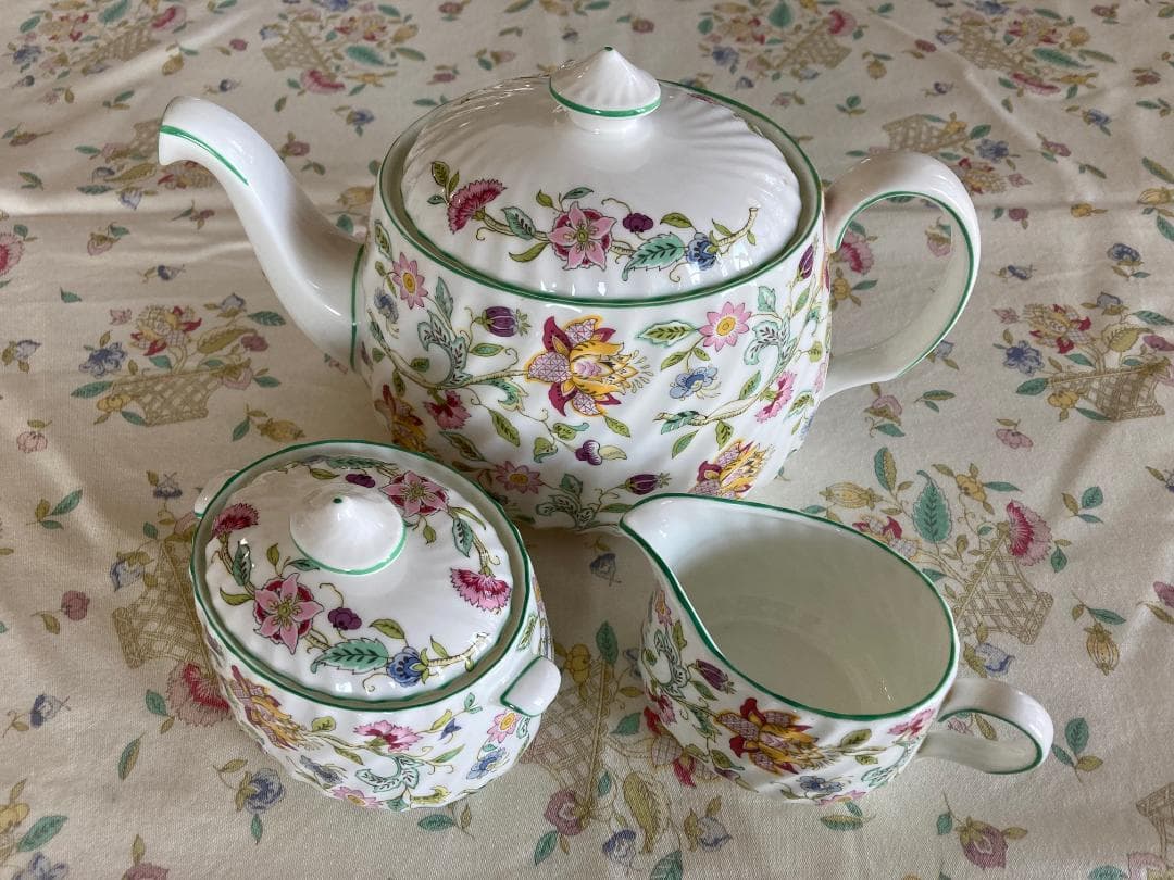 ミントン　ハドンホール　ティーポット、ミルクジャー、シュガーポット　送料込み