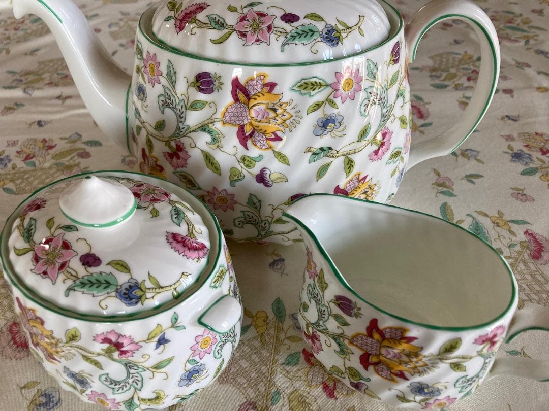 ミントン　ハドンホール　ティーポット、ミルクジャー、シュガーポット　送料込み