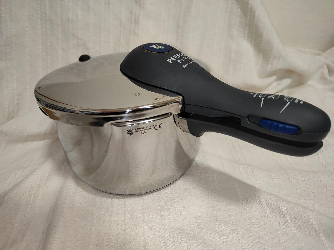 WMF PERFECT PLUS ステンレス圧力鍋4.5L⚠パッキン無し商品