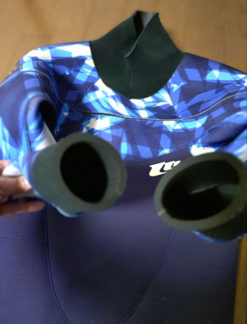 【定価１５万】ドライスーツ　サップ sup ダイビング ウェットスーツ