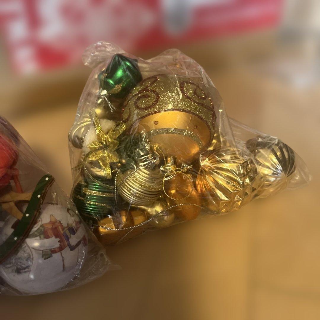 クリスマスツリー　東急ハンズ　150cm LEDライト　オーナメント付き