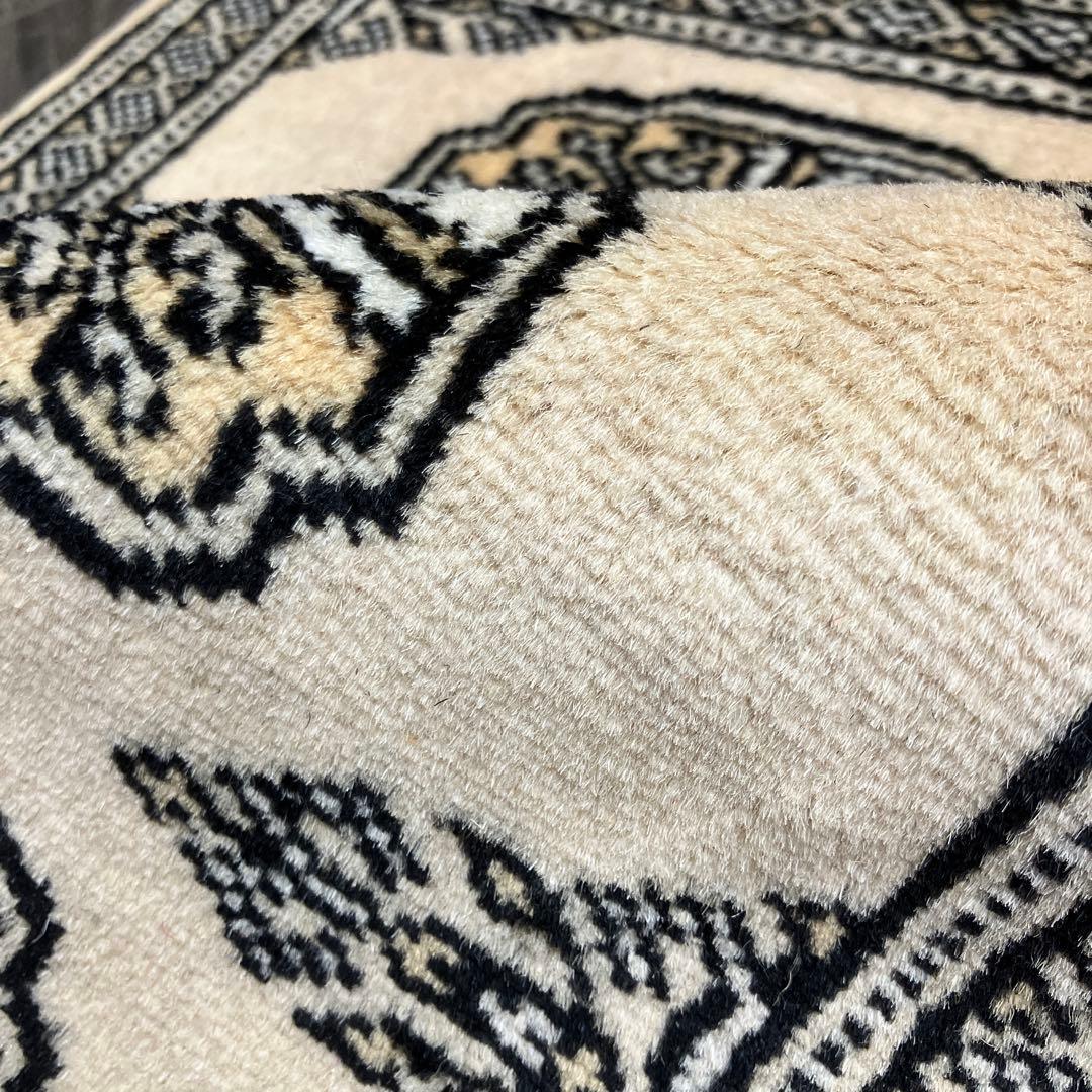 61cmx44cmミニラグ手織り絨毯パキスタン絨毯Bukhara rug