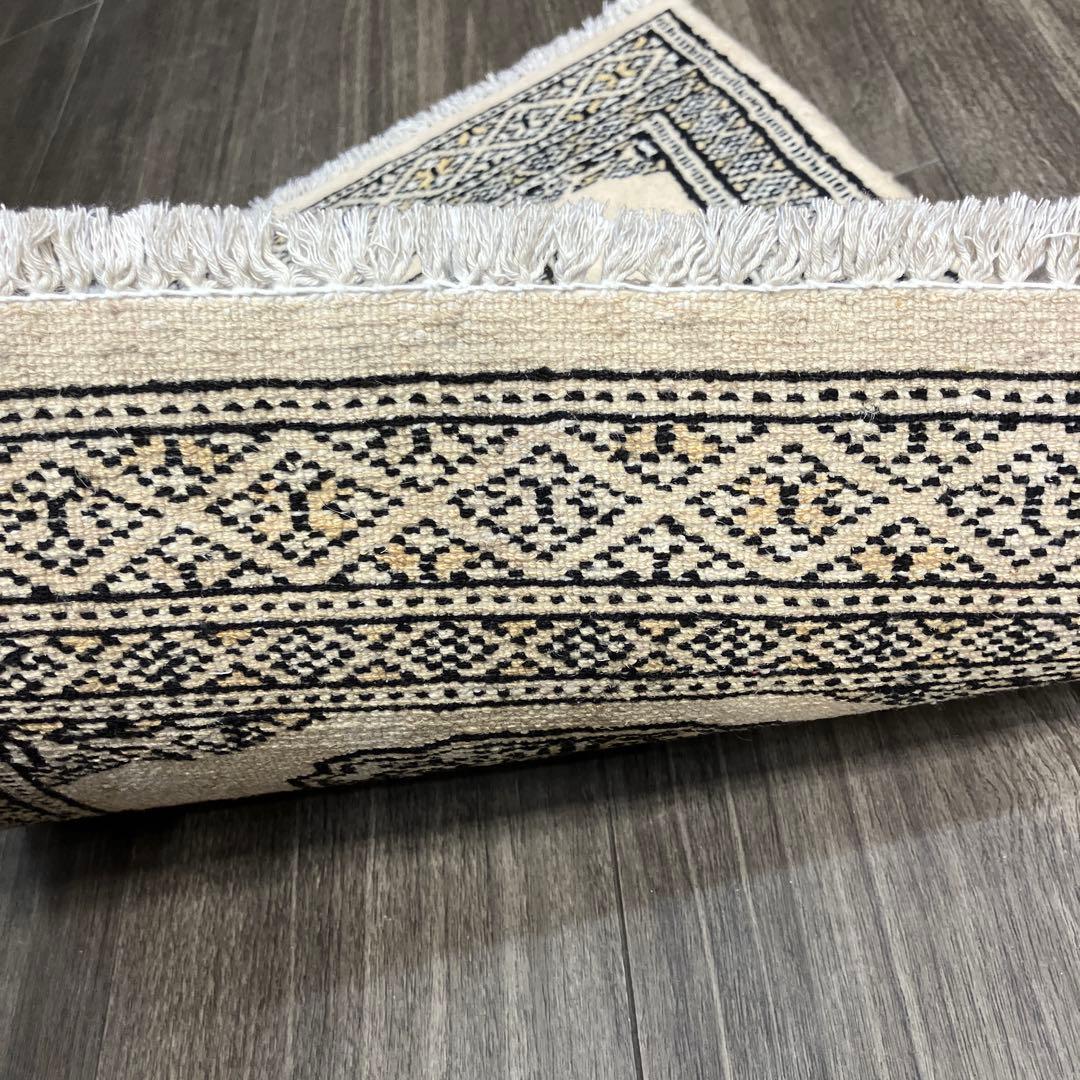 61cmx44cmミニラグ手織り絨毯パキスタン絨毯Bukhara rug