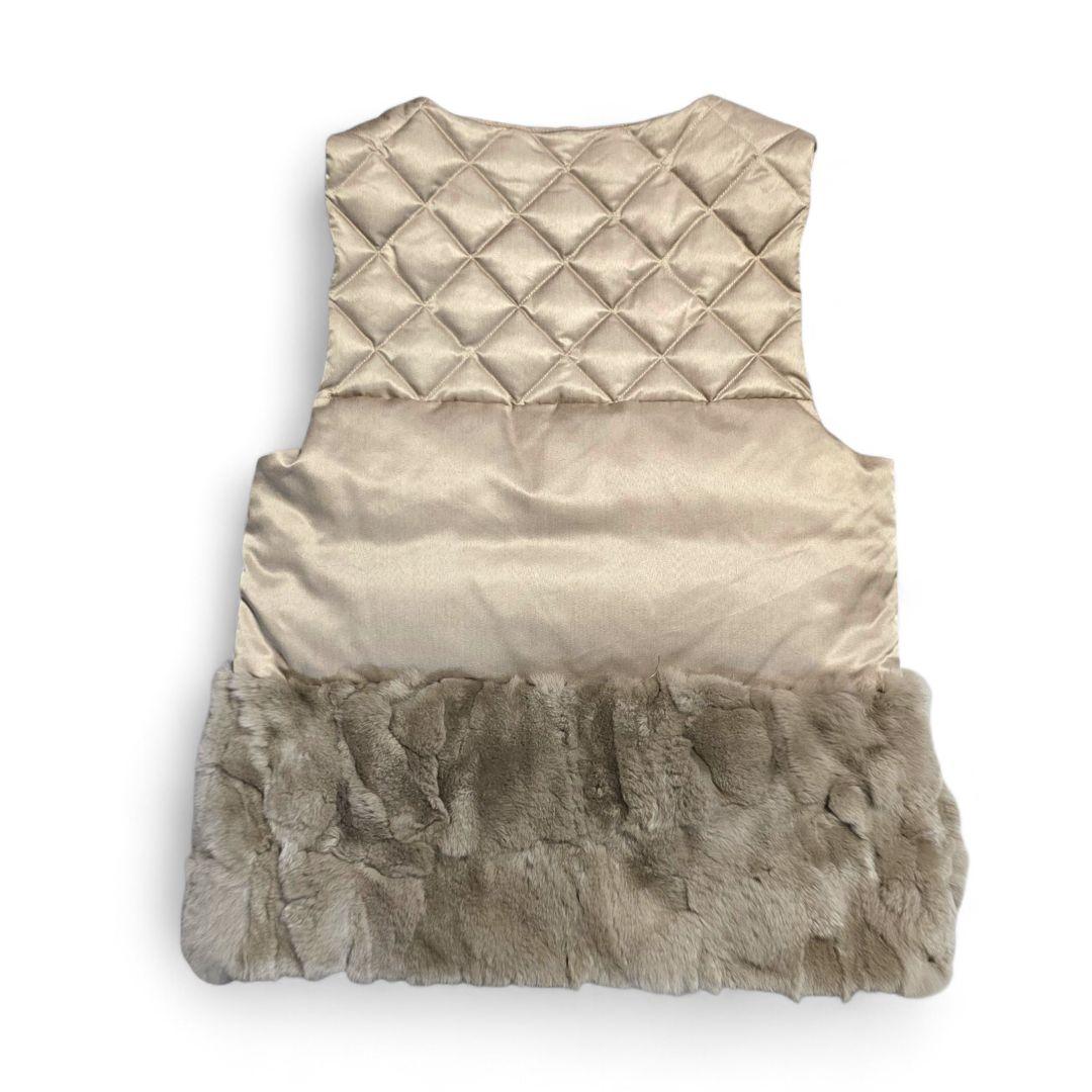 グレースコンチネンタル ダイグラム ファー付 ベージュダウンベスト
