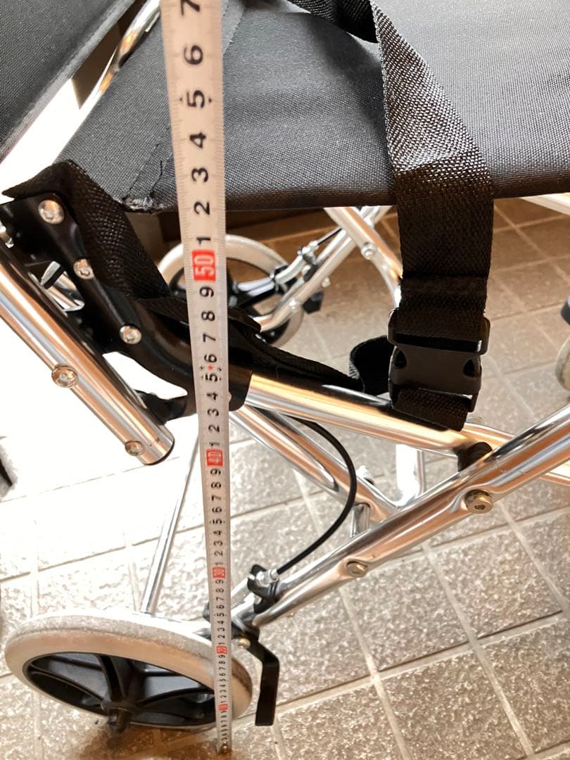 折りたたみ式介助用車椅子 黒