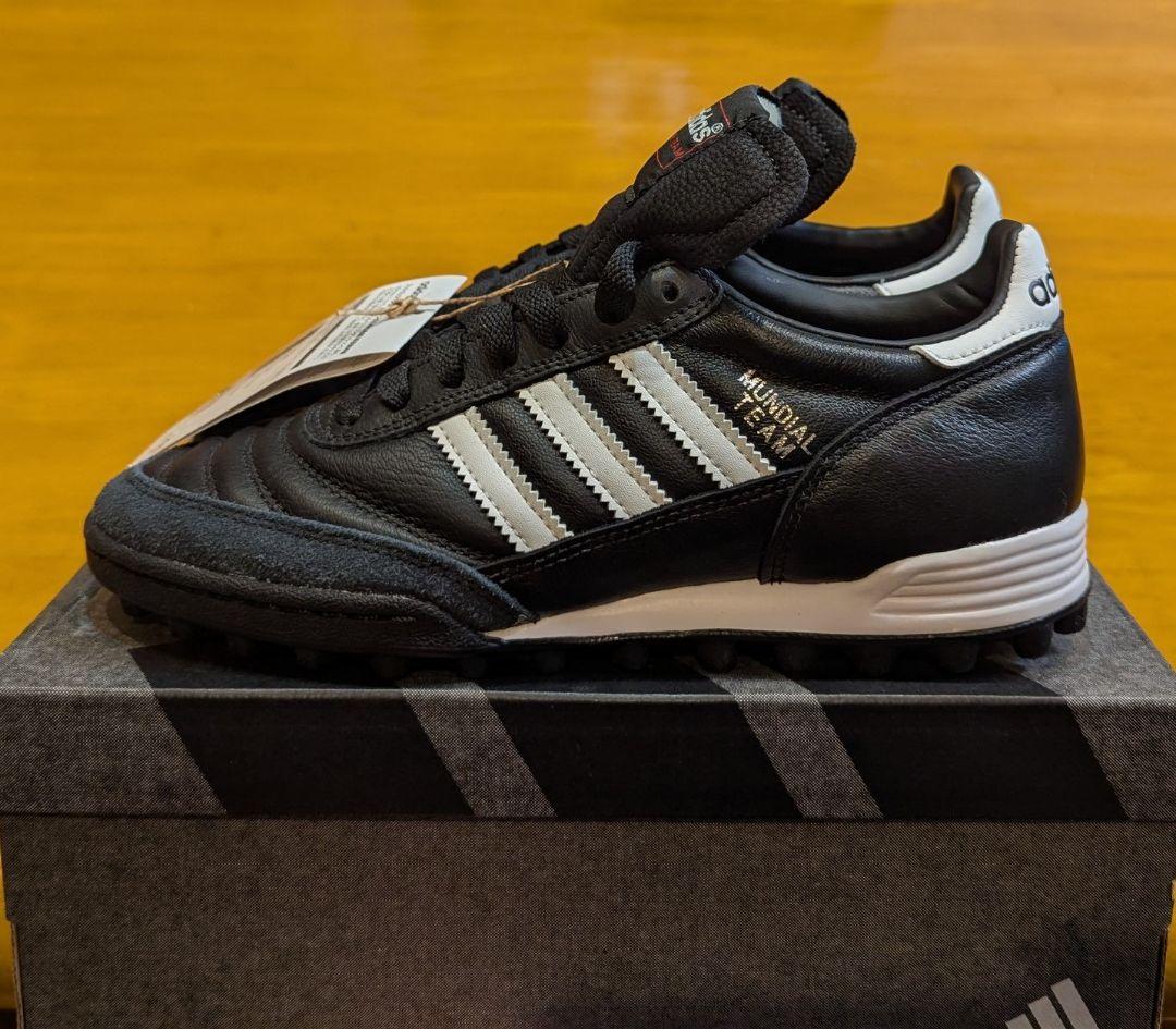 ルイ 新品未使用 adidas MUNDIAL TEAM ムンディアル