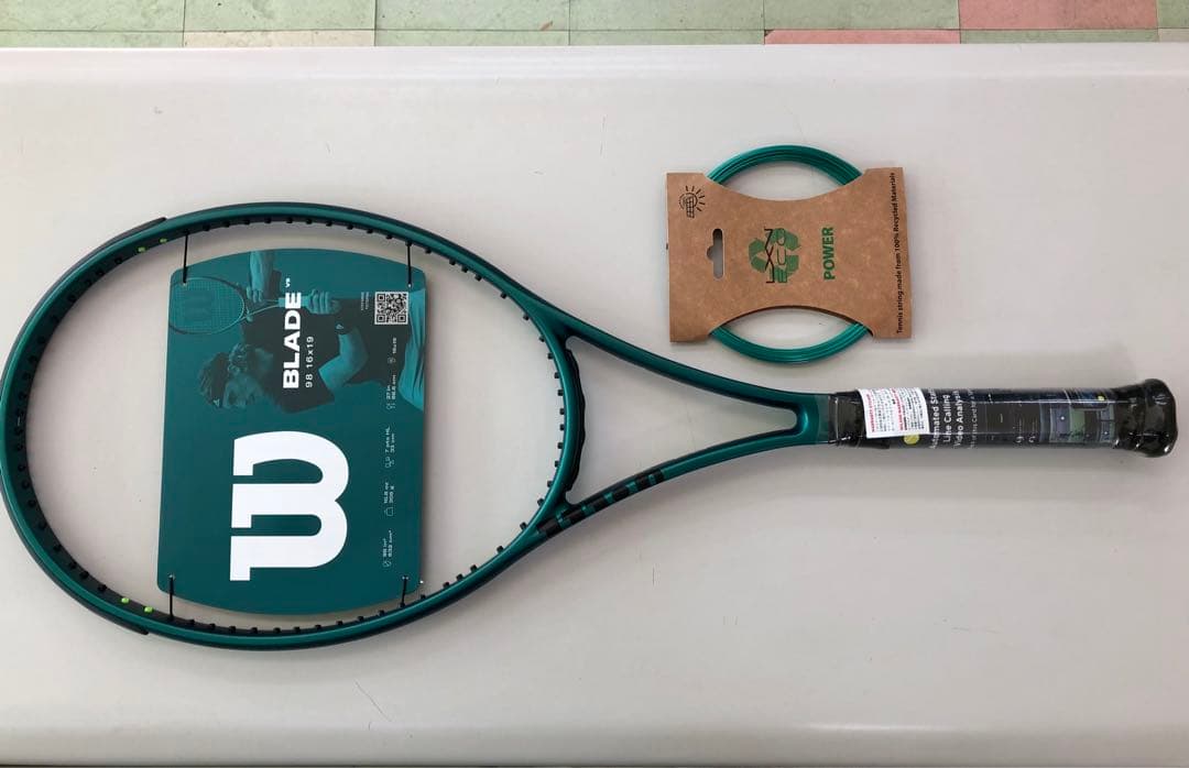 b*o様 新品 Wilson Blade 98 G2 16x19 V9 ＋ ルキ