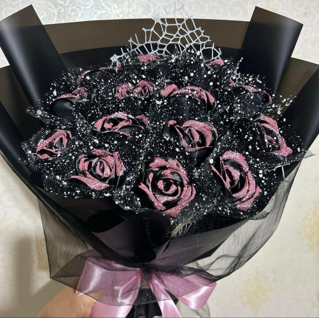 14本黒バラブーケピンク色ラメ付き❣️プレゼント 枯れない花 永生バラ 特別な人へ