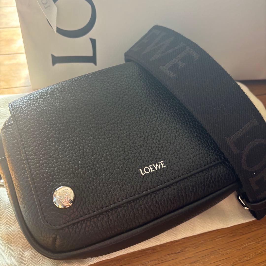 LOEWE メッセンジャーバッグ ペブル ショルダーバッグ ボディーバッグ