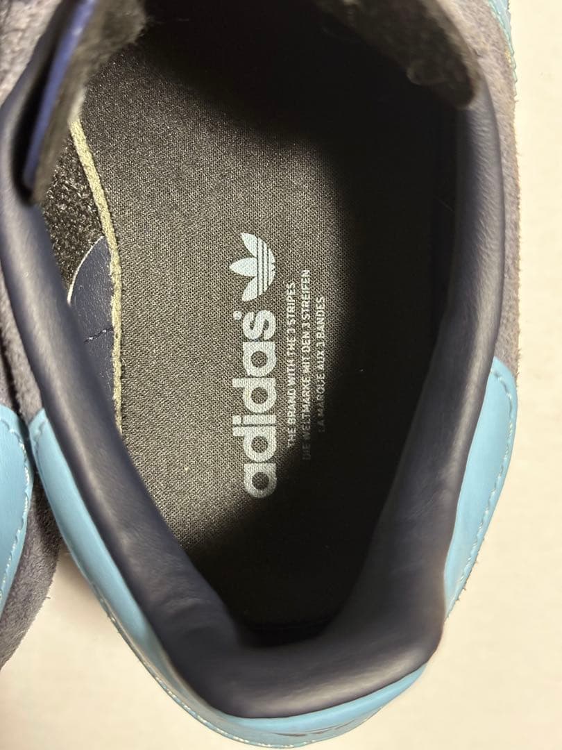 adidas gazelle 水色/ブルー