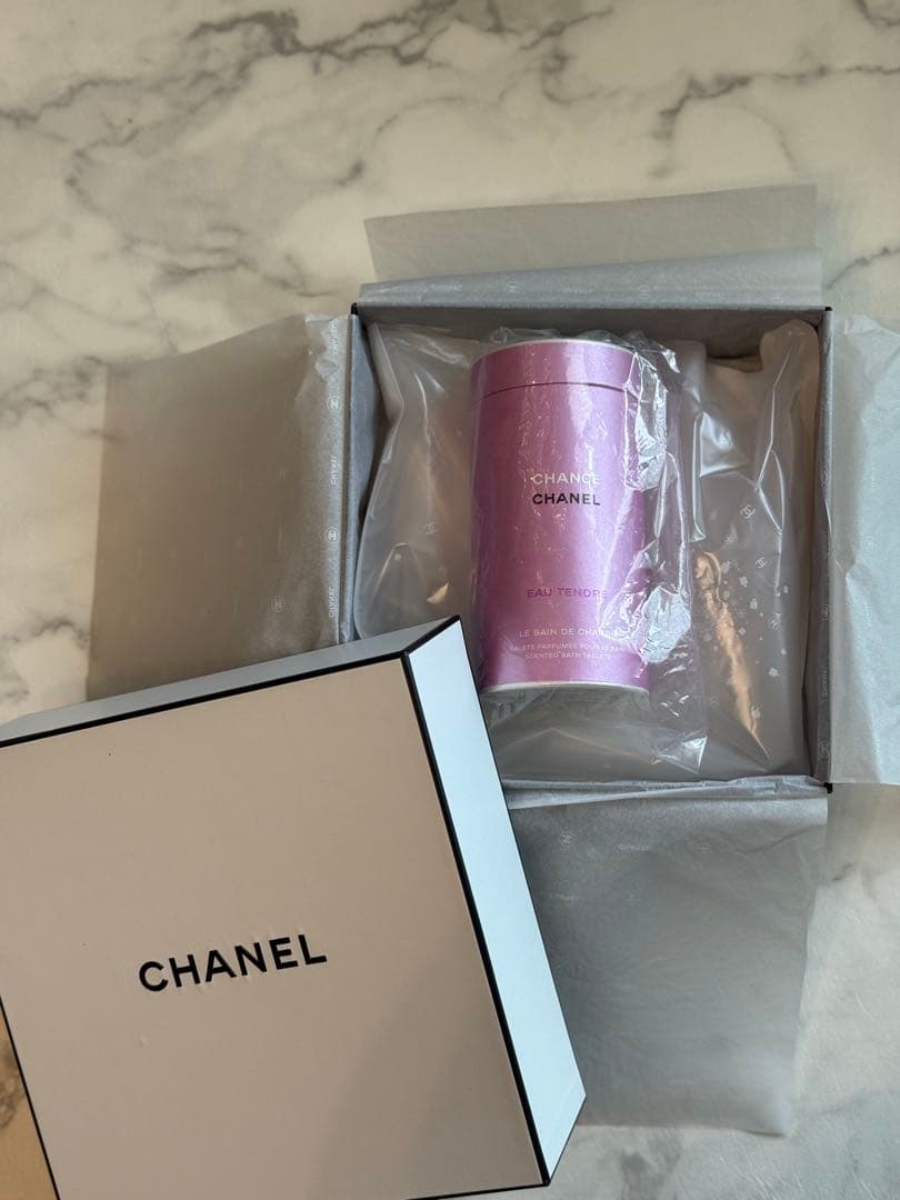 【特別限定品】新品CHANEL バスタブレット