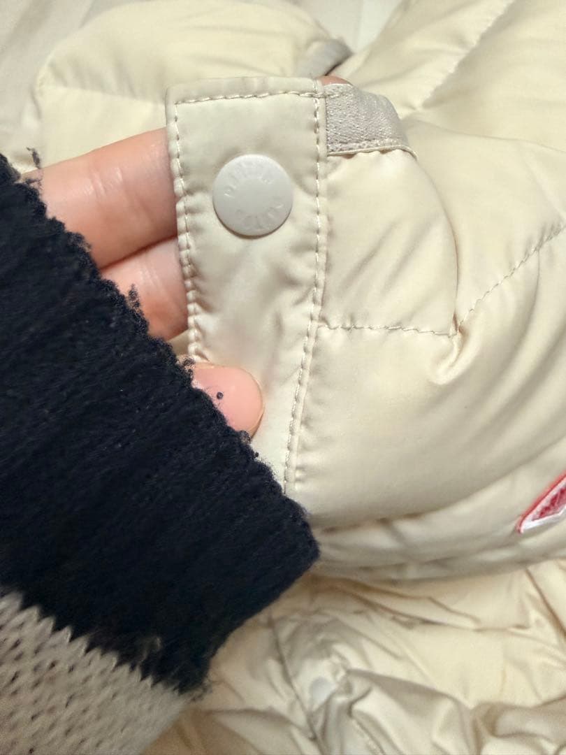 極美品ダントン　ノーカラーインナーダウンジャケットＭクリーム色