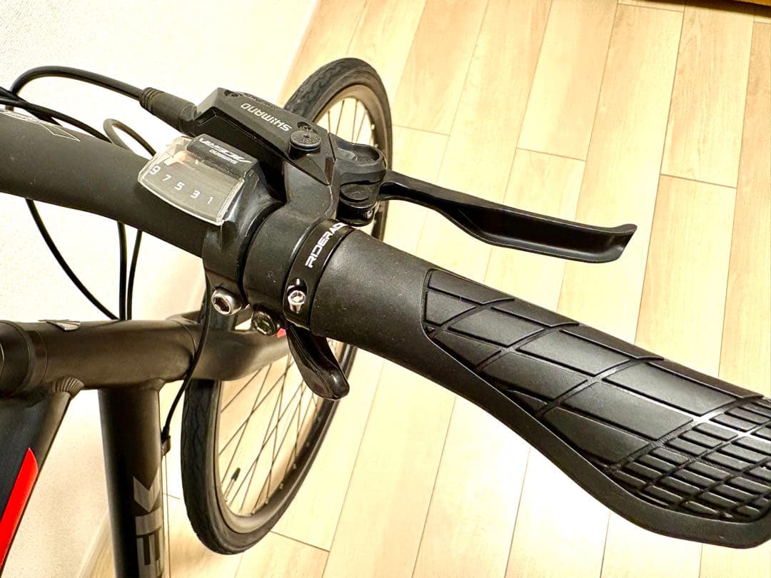 ☆美品TREK トレック FX3 ディスクブレーキ 2019 整備済み