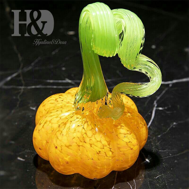 カボチャの像  ガラス  工芸品~