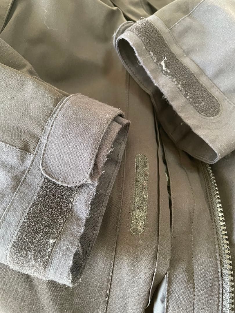 レア　赤サミット ノースフェイス ゴアテックス マウンテンパーカ ブラック　M