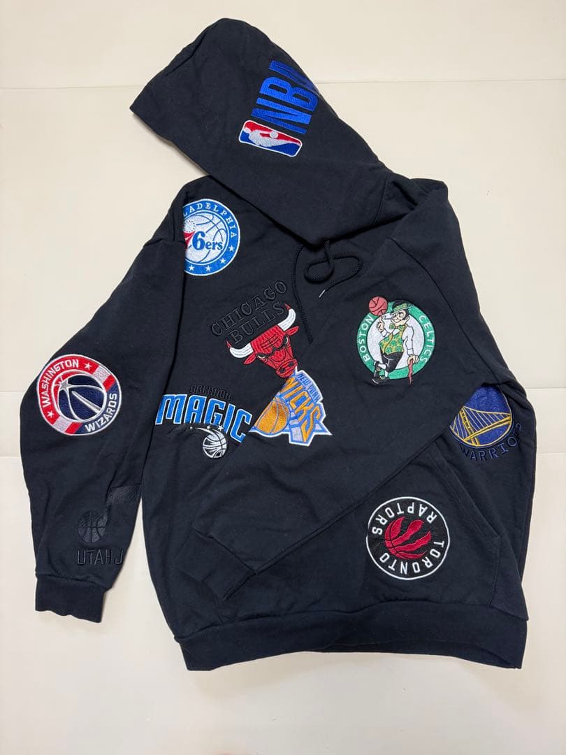 L 限定　完売品 NBA チーム全刺繍ロゴスウェット パーカー