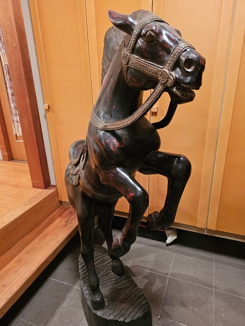 1本彫り　馬　馬像　置物　150センチ超え