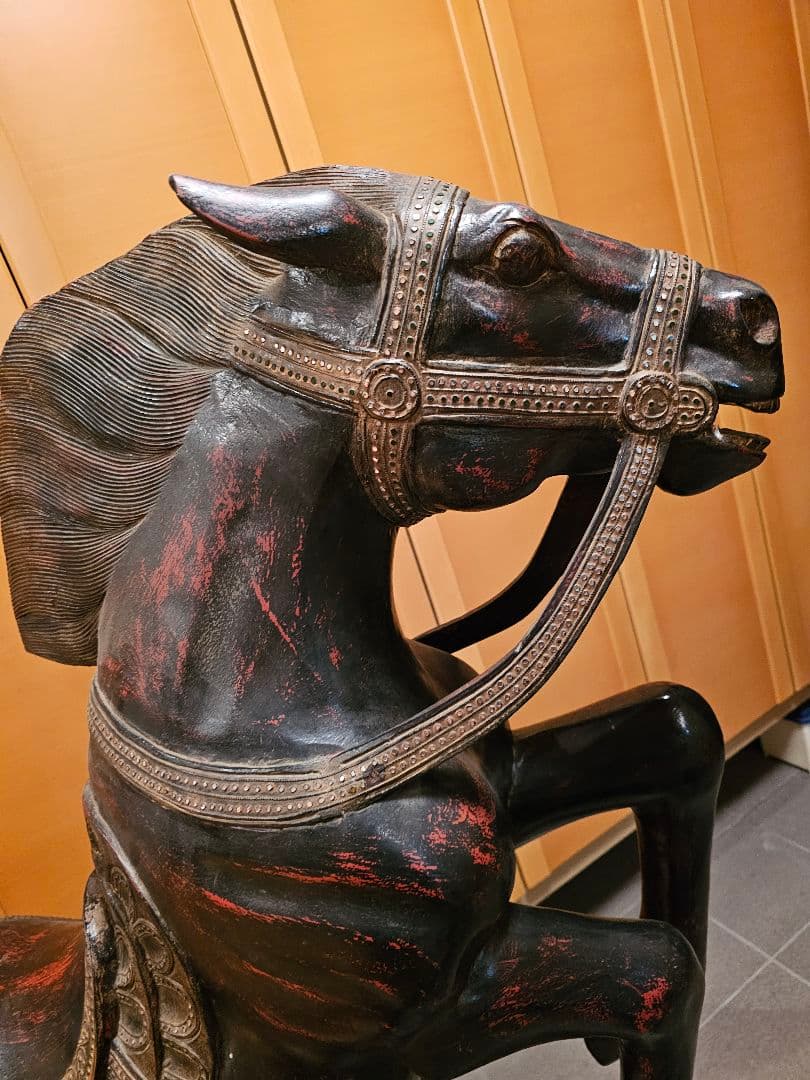 1本彫り　馬　馬像　置物　150センチ超え