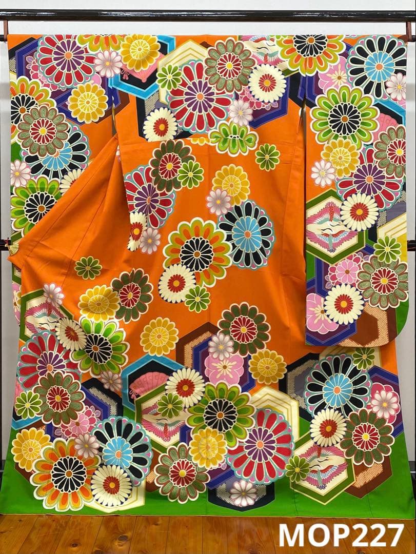 ポリエステル ブランド振袖 ジャパンスタイル 金彩 向かい鶴 身丈171cm