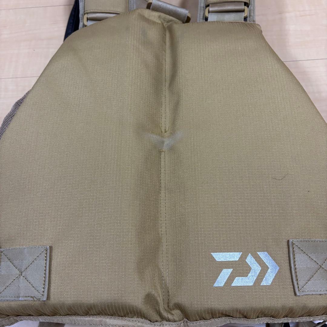 ダイワ　フローティングベスト　ゲームベスト　シーバス　ルアー　セット