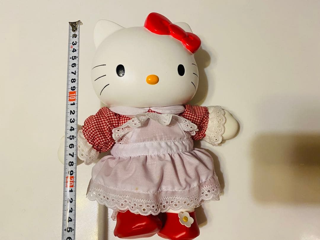 希少！平成レトロ！1998年Helloキティ着せ替えドール箱付き！