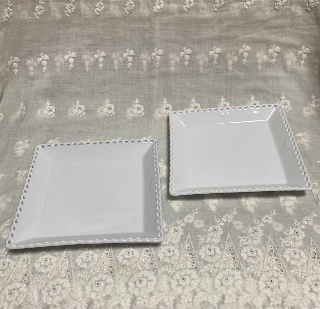 ロイヤルコペンハーゲン ホワイトフルーテッドフルレース スクエア14㎝ペア