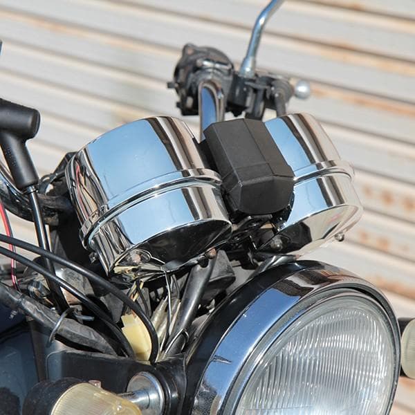 【345】 Z400FX メッキ メーターカバー セット 上下セット 新品