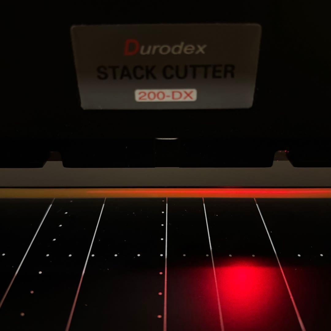 Durodex 200-DX 裁断機（LED点灯確認済み）
