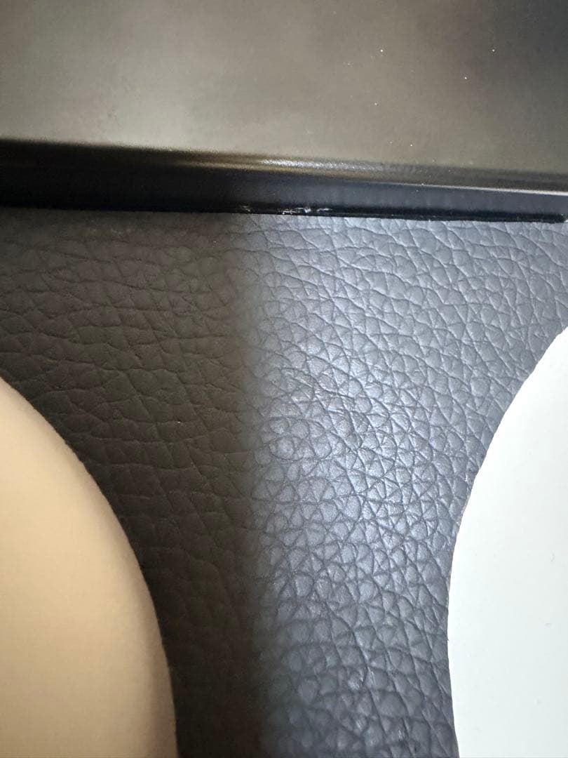 AUDI TT（8S）専用モニターステー　特別仕様品　ラスト1枚