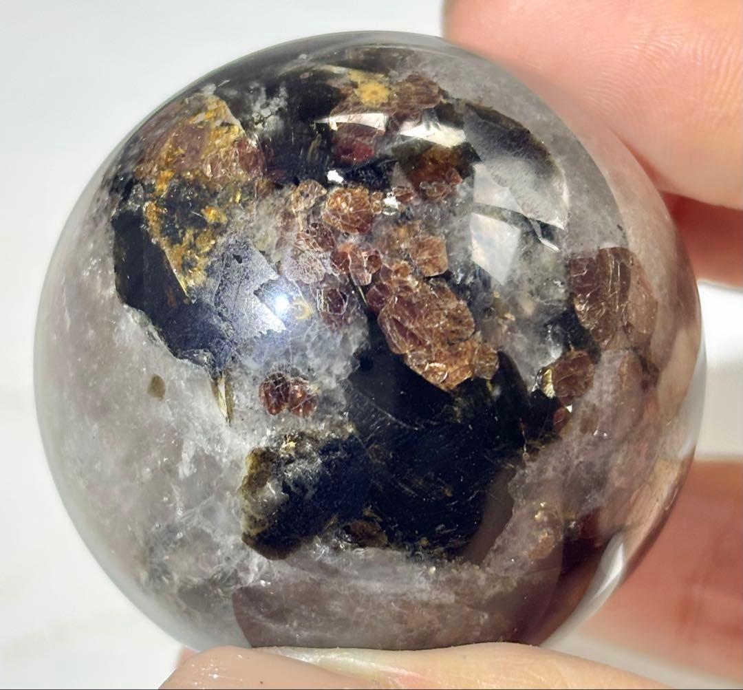 《希少コレクターズピース》ガーネット×トルマリン×グリーンマイカ　共生　スフィア