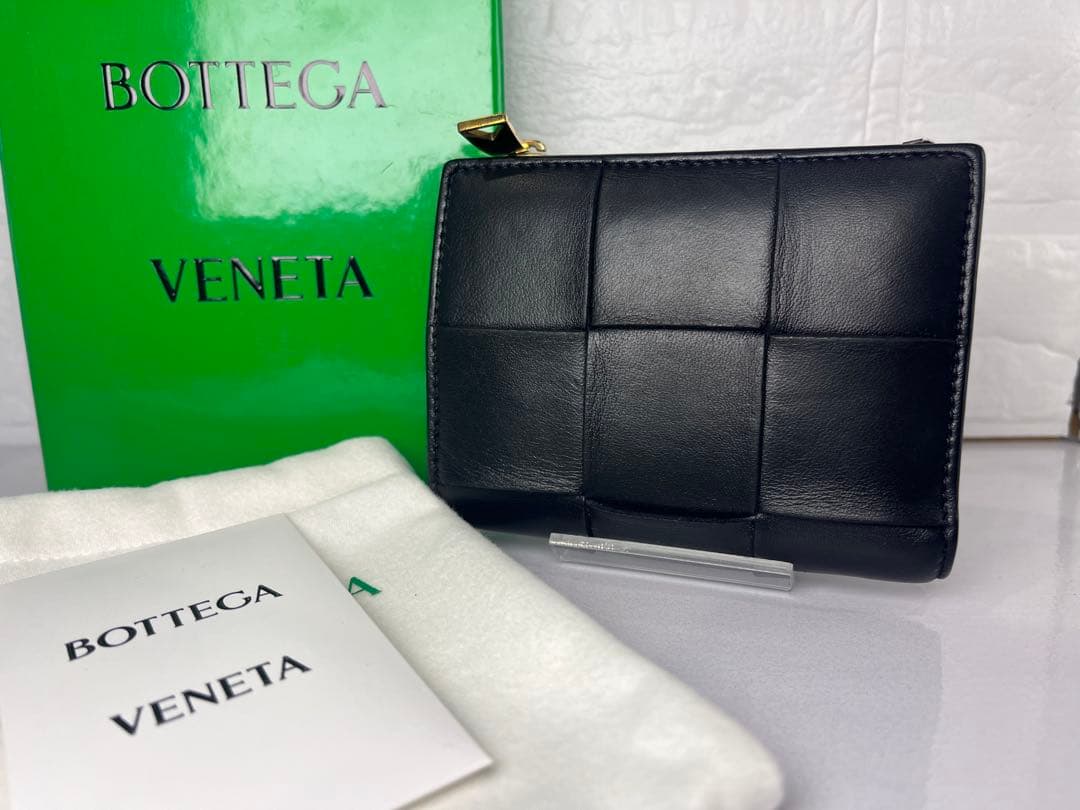 BOTTEGA VENETA カセット 二つ折り 財布 美品 ボッテガ ブラック
