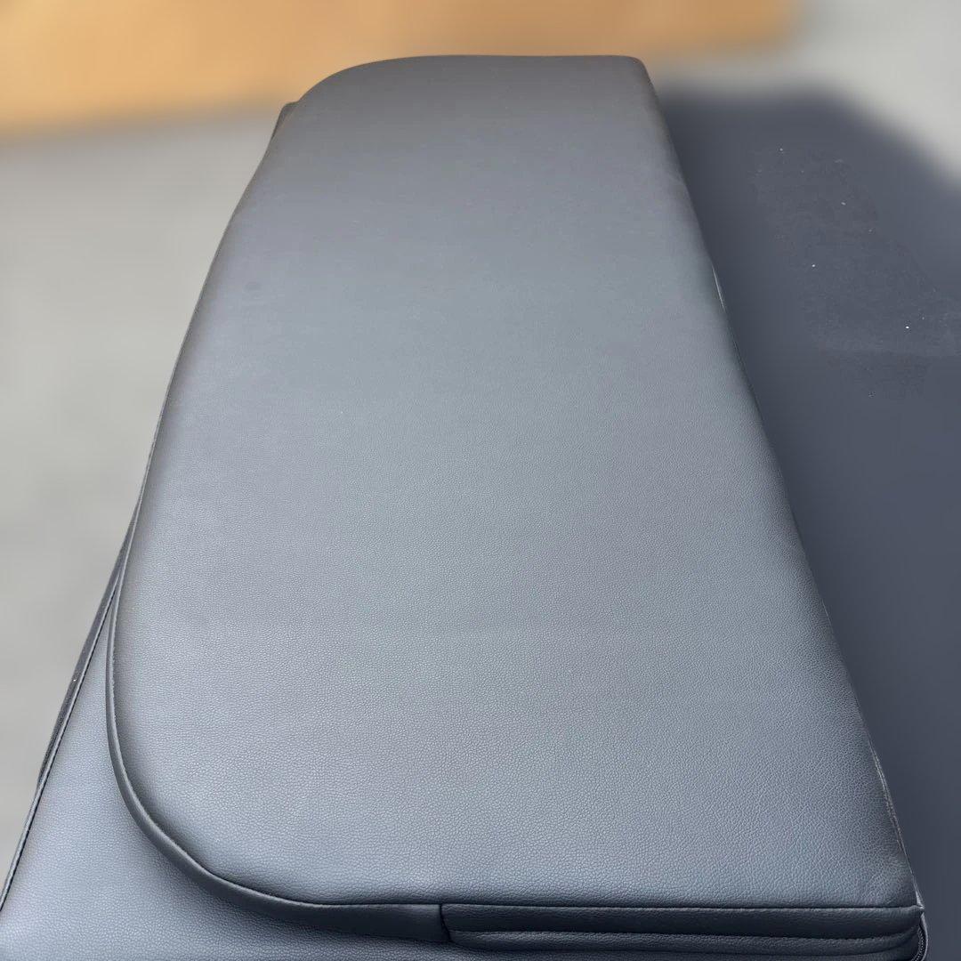 #1892 デリカＤ５前期用　MADLYSベッドキット中古