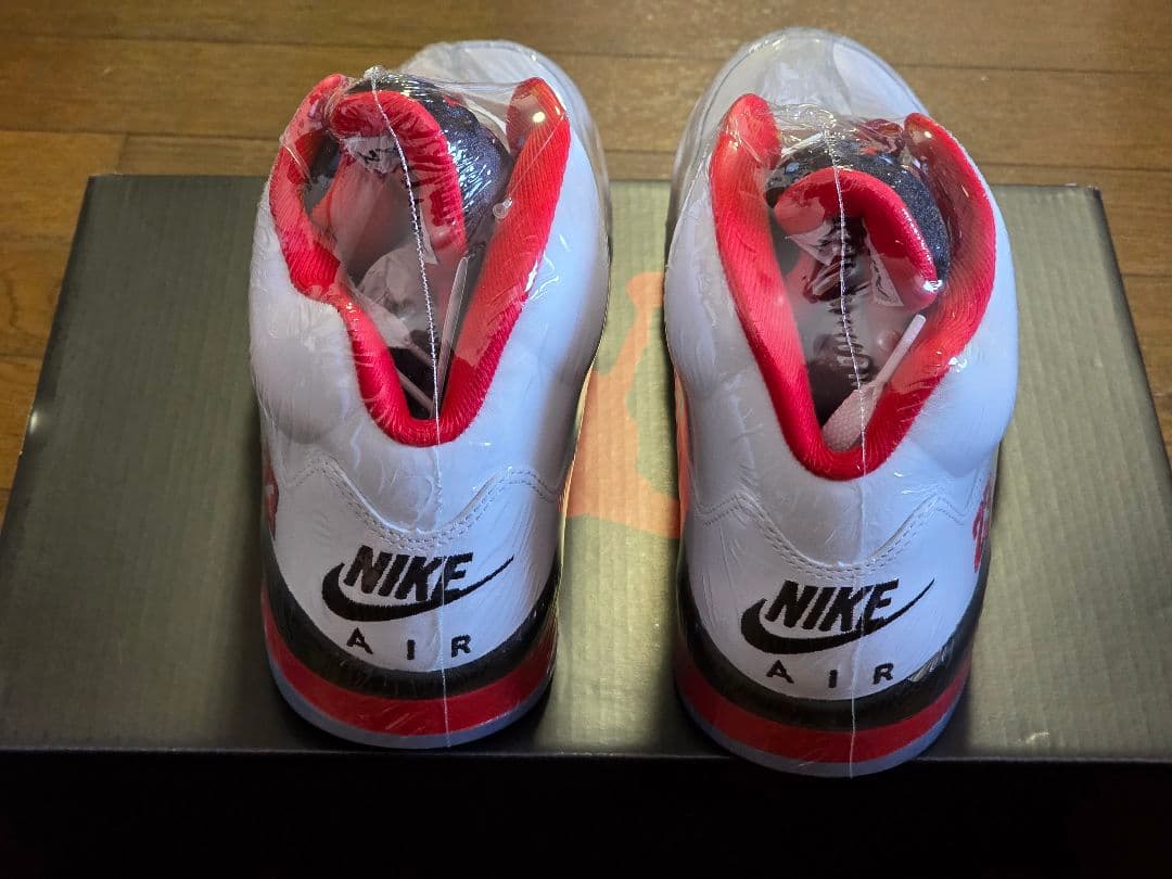 ニ*ケ様 NIKE AIRJORDAN 5 RETRO OG \"Black To