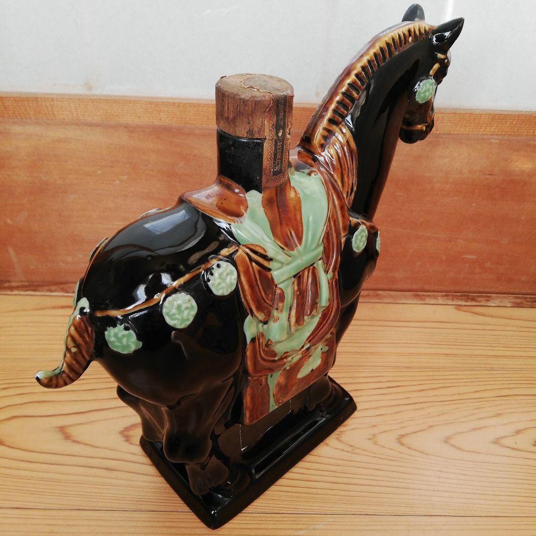 SUNTORY  サントリーローヤル 干支 午歳 陶器ボトル