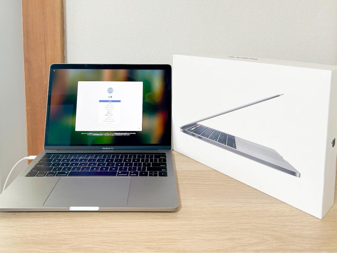 Apple MacBook Pro スペースグレー 2019 13インチ