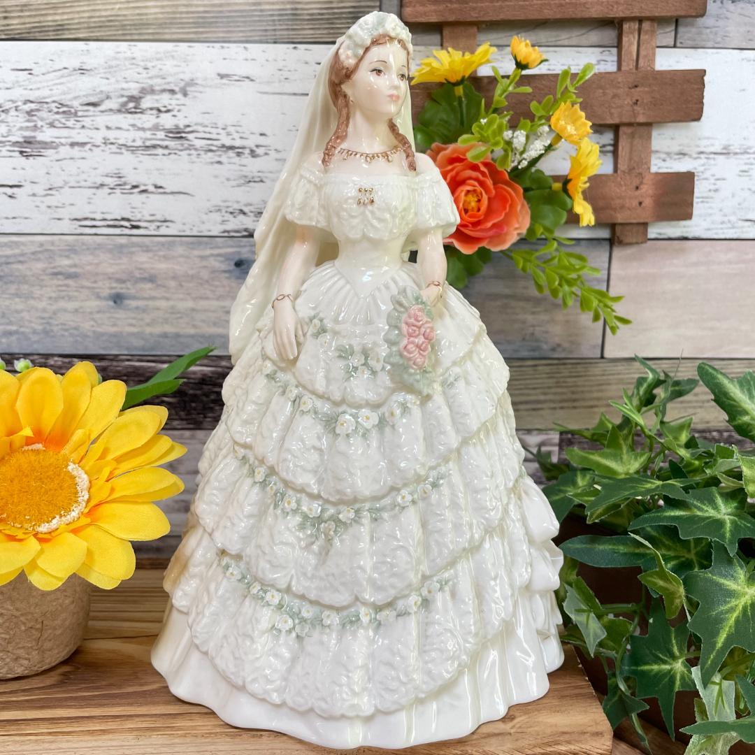 プリンセス　アレクサンドラ　ウエディング　コールポート　フィギュリン 人形　置物