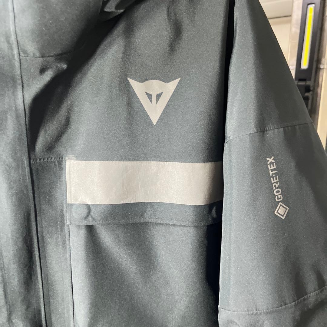 美品Lサイズ　Dainese AWA GORE-TEX スノーボードジャケット