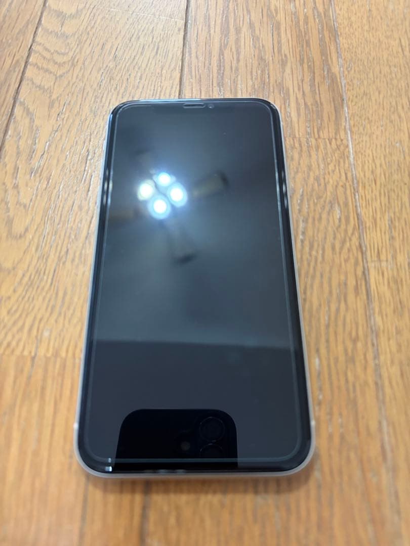 Apple iPhone 11 ホワイト 本体 128gb