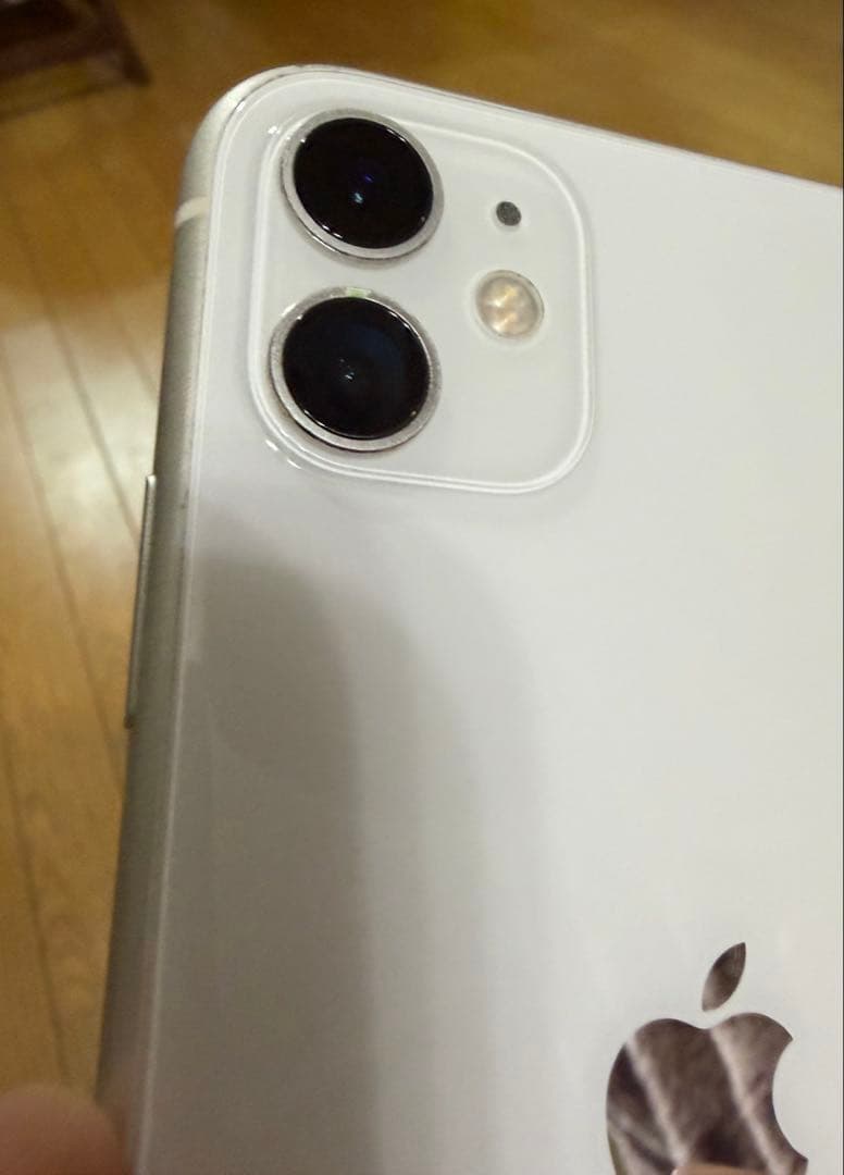 Apple iPhone 11 ホワイト 本体 128gb