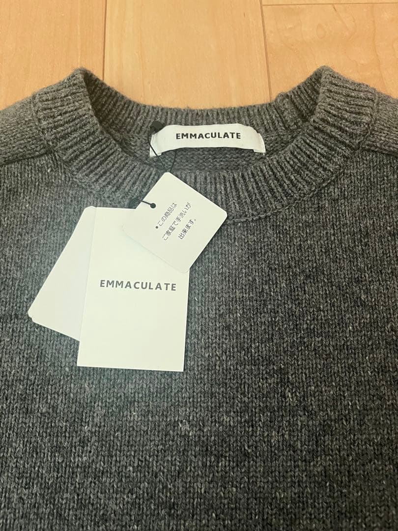【にこ】新品 EMMACULATEクルーネックニット