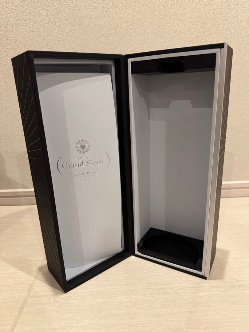 ローランペリエ グランシエクル No.25 空き瓶【化粧箱・カバー付※訳あり】