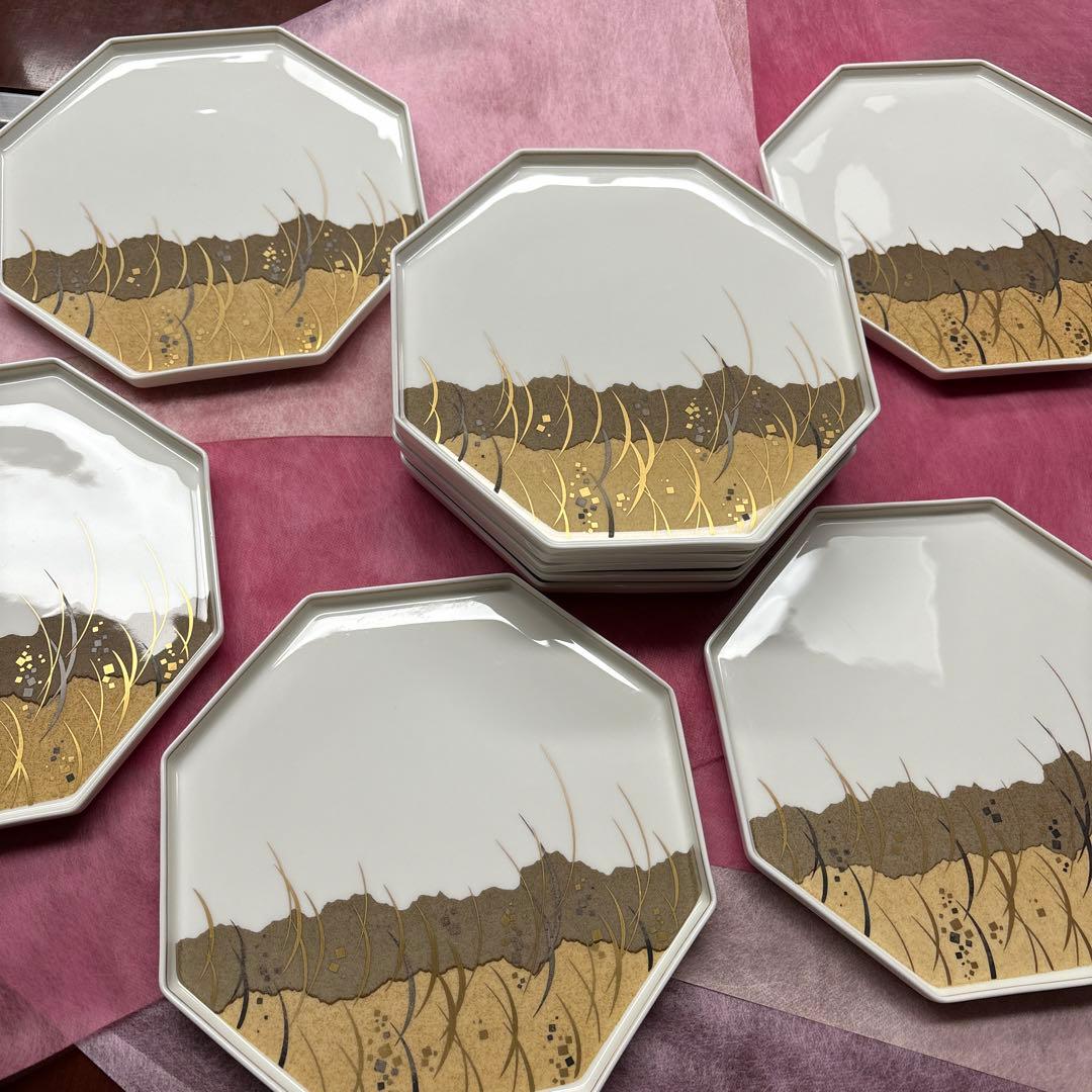 海*老様 ナルミ（NARUMI）の白耀磁器 金銀彩 武蔵野文 皿　プレート10枚