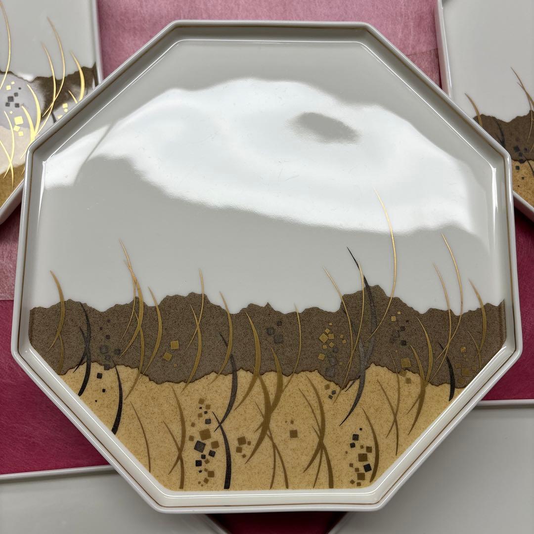 海*老様 ナルミ（NARUMI）の白耀磁器 金銀彩 武蔵野文 皿　プレート10枚