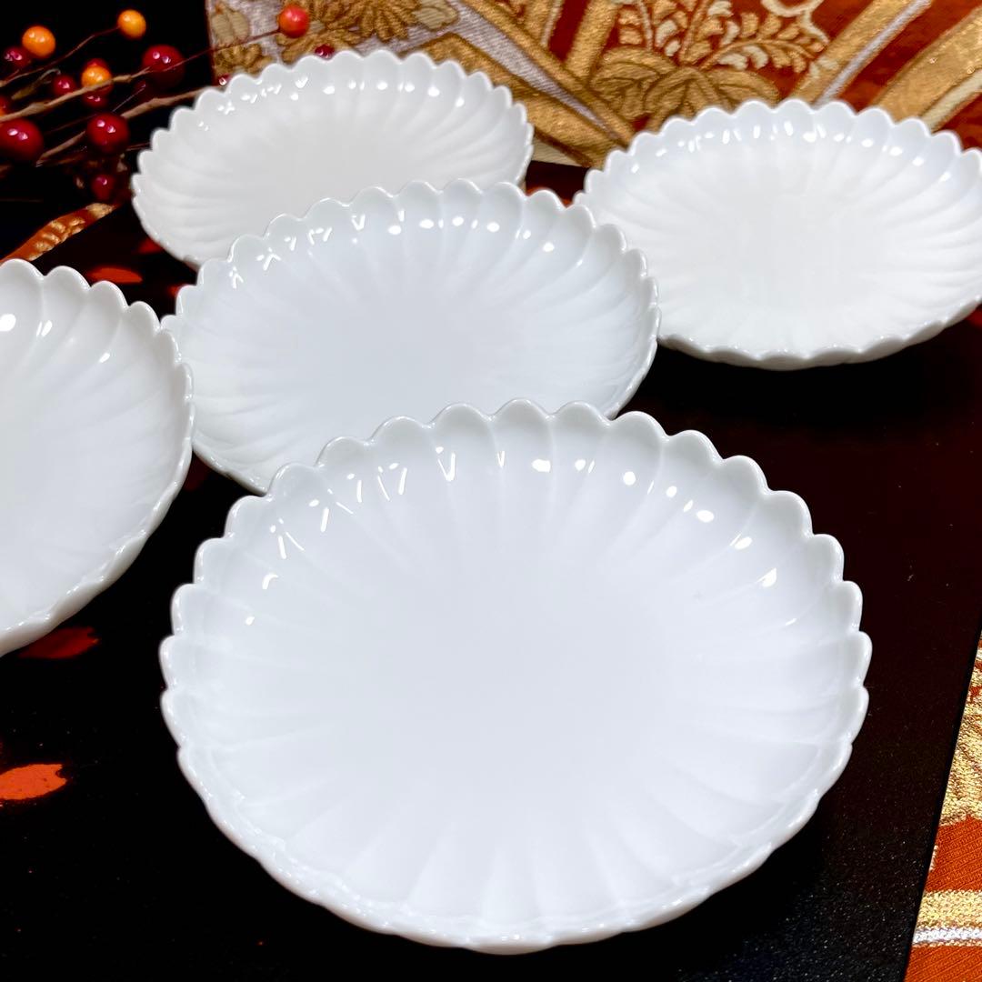 【こた】 前畑陶器 白磁 菊割 銘々皿 セット 小皿 他おまとめ