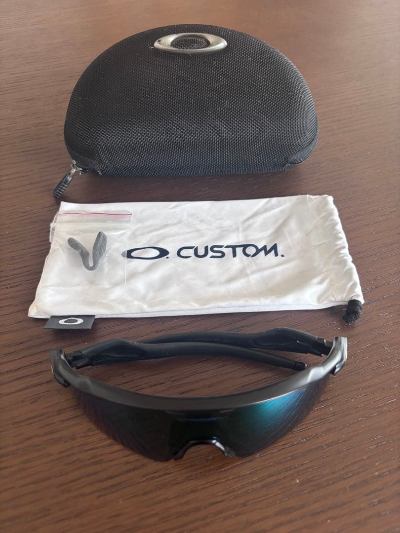 Oakley カスタムサングラス 付属品あり