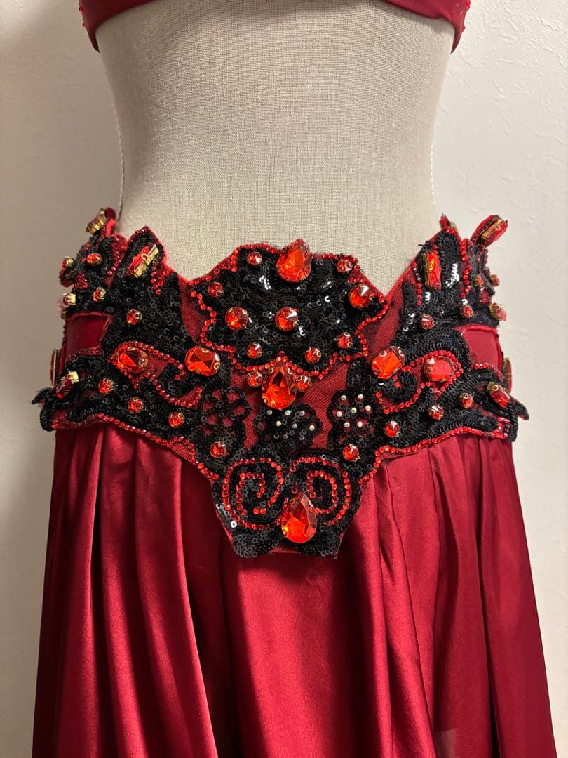 bbb＊エジプト製＊ベリーダンス 衣装セットアップ (赤と黒)オリエンタル