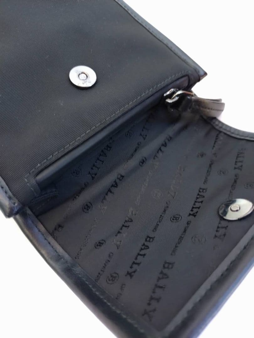 新品同様 BALLY スマホコンパクトショルダー ユニセックス