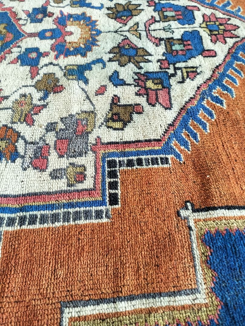 ブラウンとロイヤルブルーのヴィンテージトルコラグ　No.726