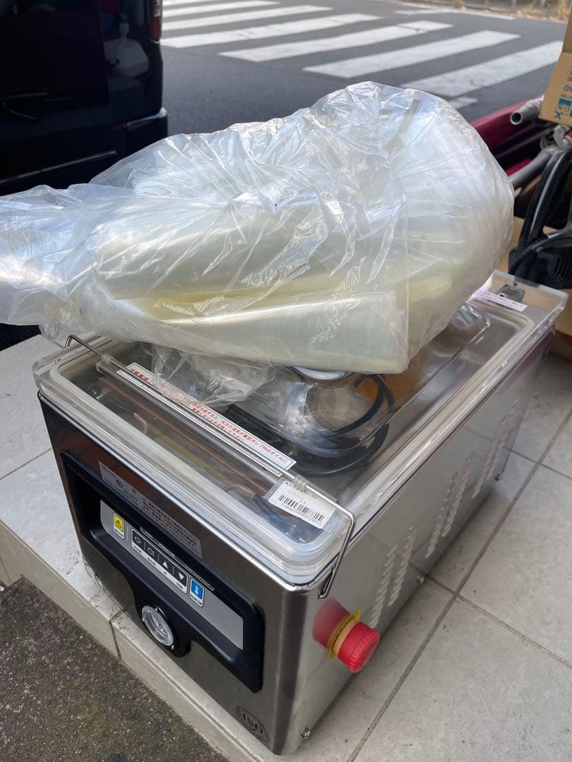 ★美品業務用小型自動真空包装機　真空袋付き★