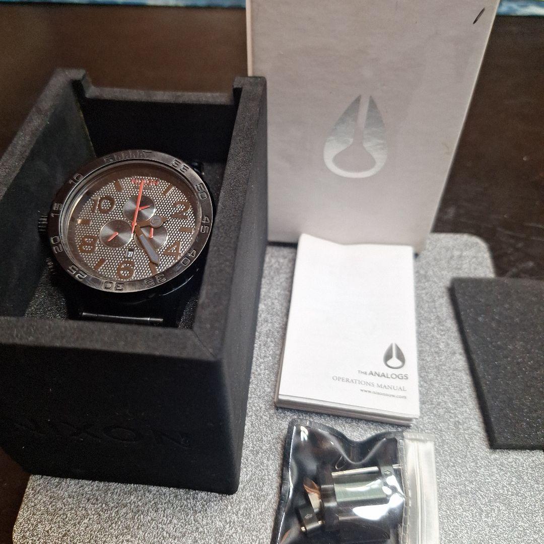 美品　NIXON 51-30 CHRONO ブラッククロノグラフ 箱・取説